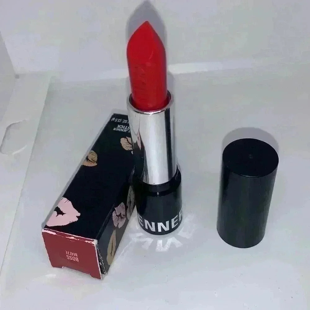 Kylie Jenner Boss Matte Lipstick - Picture 12 of 12